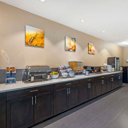 Comfort Suites Near Vancouver Mall Bagian luar foto