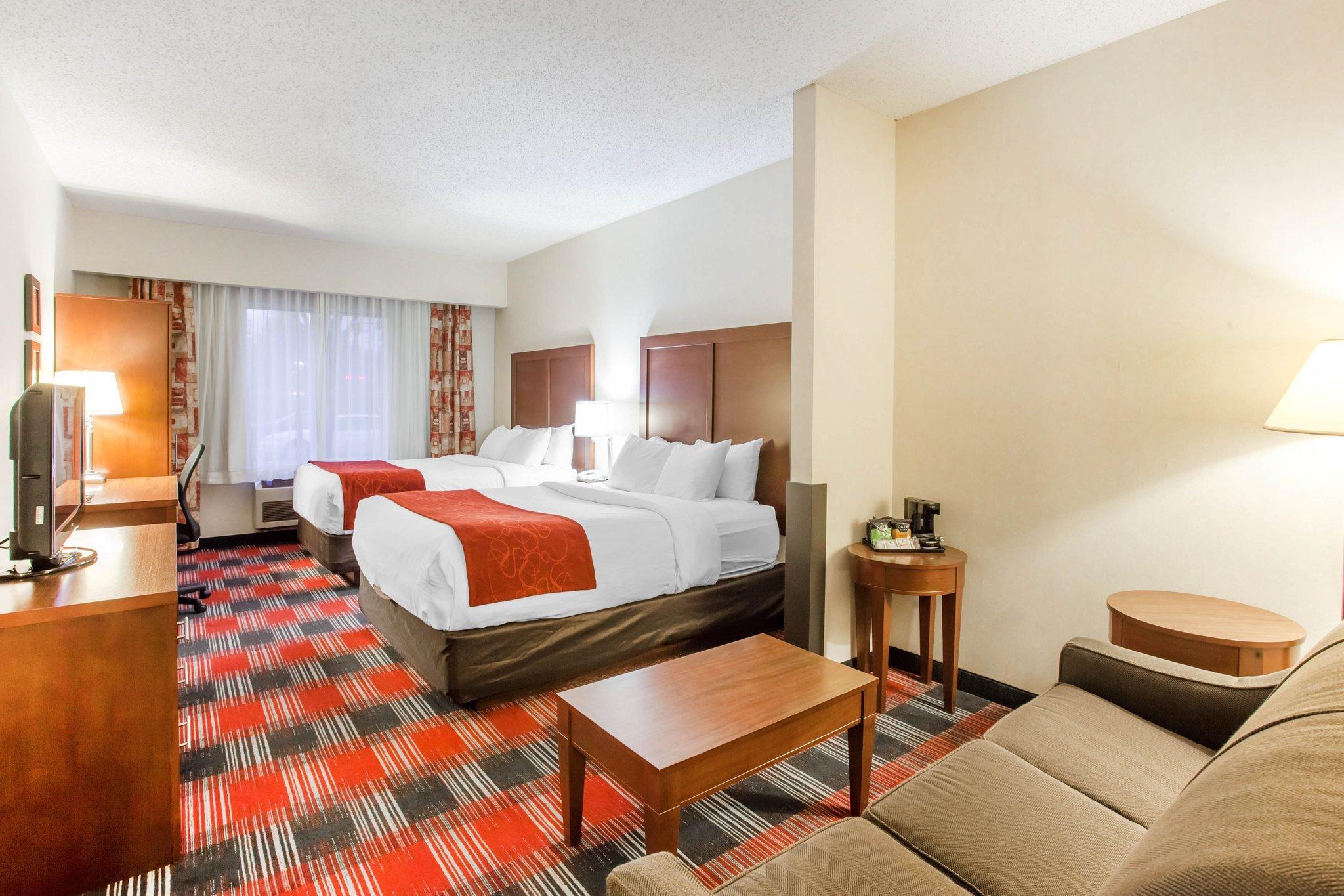 Comfort Suites Near Vancouver Mall Bagian luar foto