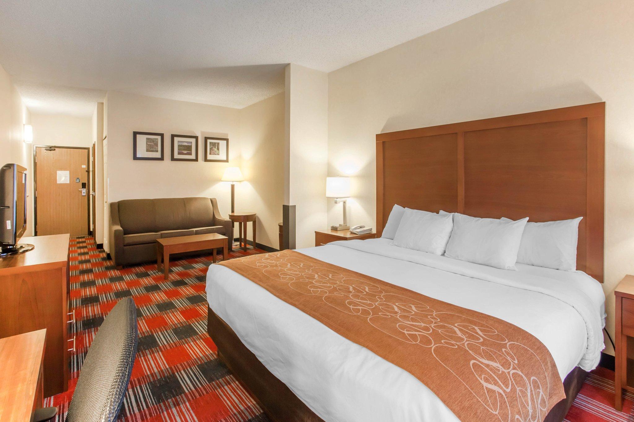 Comfort Suites Near Vancouver Mall Bagian luar foto
